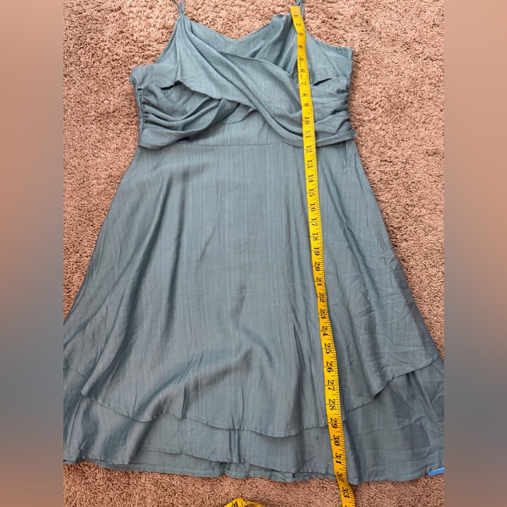 CUPSHE Ruffled Hem Faux Wrap Dress - Picture 10 of 14